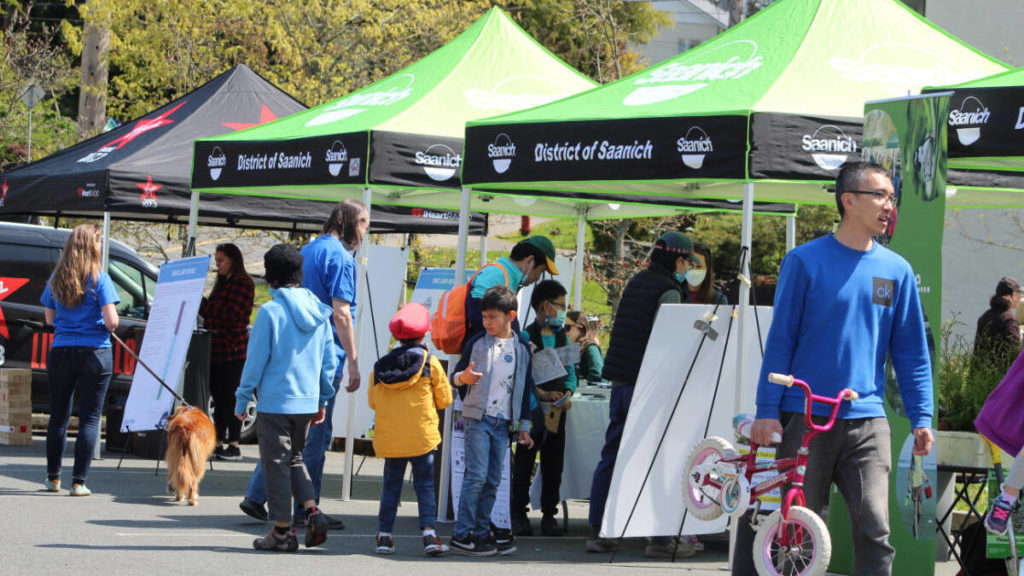 Saanich Earth Day Festival promotes greener living in the district – Goldstream News Gazette