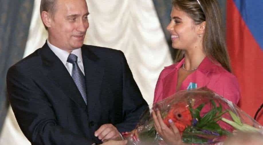 Putin’s rumoured girlfriend appears in public for first time since Ukraine invasion – WION