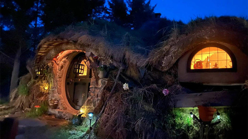 PHOTOS: Hobbit-themed hideaway near Osoyoos is one of Canada’s most wish-listed unique stays