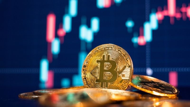 Bitcoin (BTC) Down 0.02% Saturday: What’s Next? – InvestorsObserver