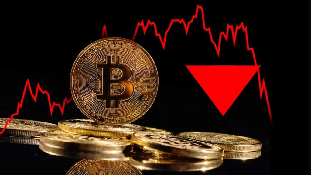 Here’s How Long-Term Bitcoin Holders Are Responding To The Crash – Coingape