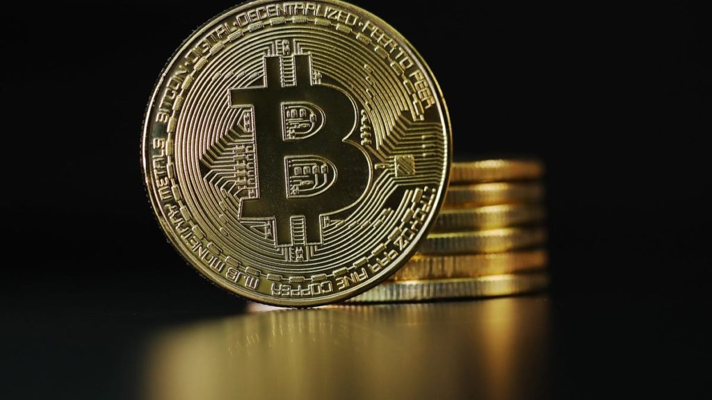 Bitcoin Leads Crypto Fraud As FTC Confirms $1 Billion Milestone – Forbes