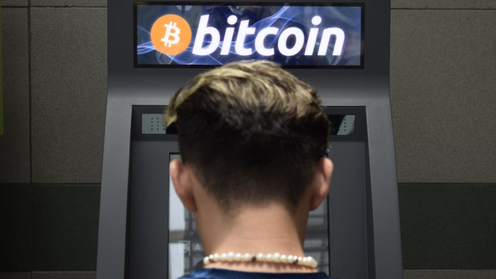 Bitcoin drops 5% to again trade below $30,000 as sell-off resumes – CNBC