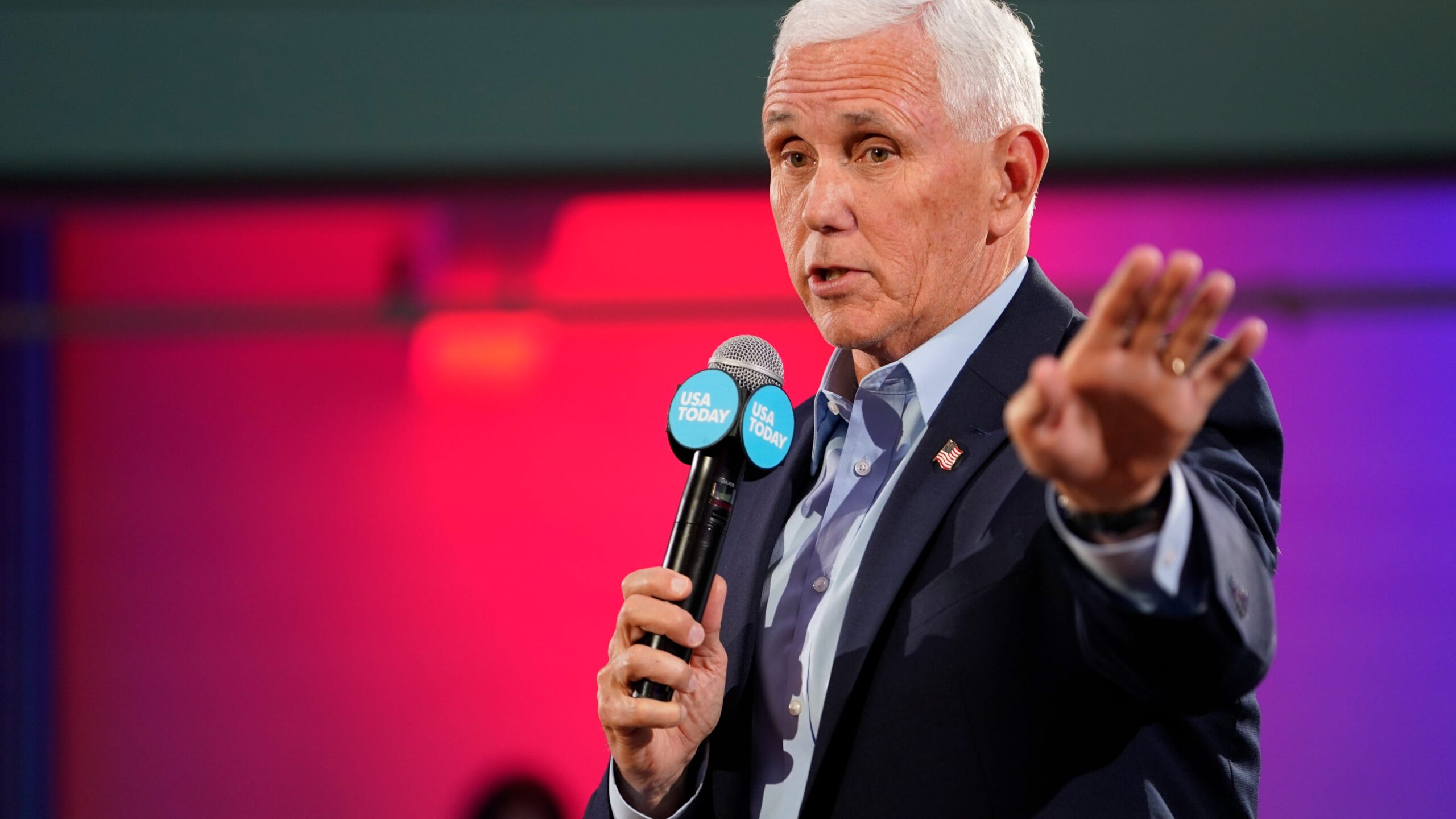 Mike Pence refutes Trump on Jan. 6, urges GOP voters to pick different candidate in 2024